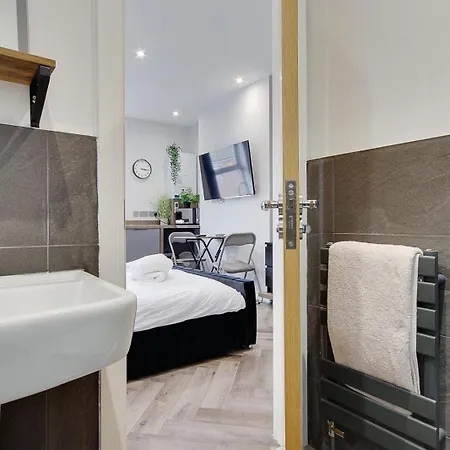 Wimbourne Road Apartment 1-3
